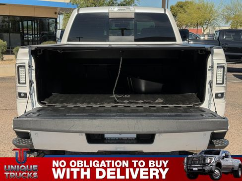 Used 2018 GMC Sierra 2500 Denali w/ Duramax Plus Package image 9