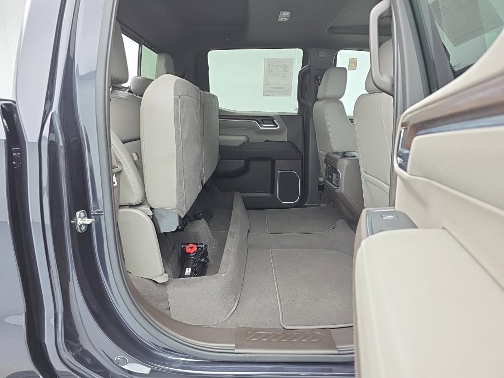 Used 2022 GMC Sierra 1500 SLT w/ SLT Convenience Package AWD/4WD image 49