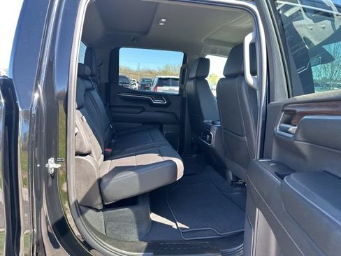 Used 2024 GMC Sierra 1500 SLT w/ SLT Convenience Package AWD/4WD image 15