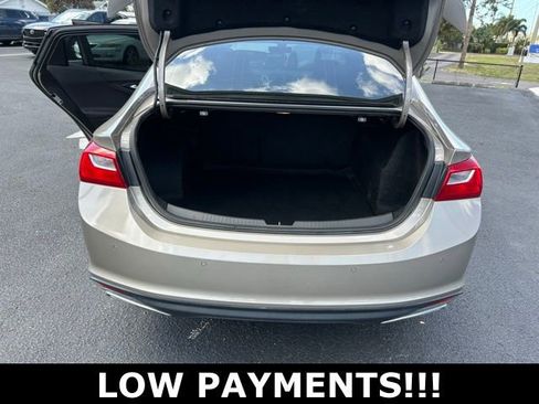 Used 2022 Chevrolet Malibu RS image 16