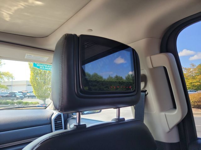 Used 2019 Ford Expedition Platinum RWD image 14