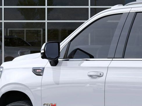 New 2026 GMC Yukon XL AT4 Ultimate w/ LPO, Floor Liner Package AWD/4WD image 12