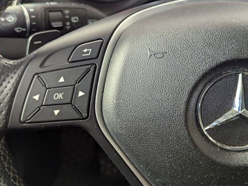 Used 2015 Mercedes-Benz GLA 250 4MATIC image 7