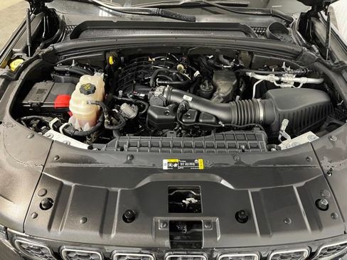 Used 2021 Jeep Grand Cherokee L Limited image 12