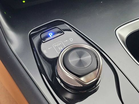 Used 2023 Lexus RZ 450e Premium image 31