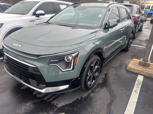 Certified 2025 Kia Niro EX Touring image 1