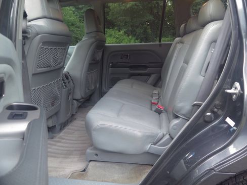 Used 2004 Honda Pilot EX image 13