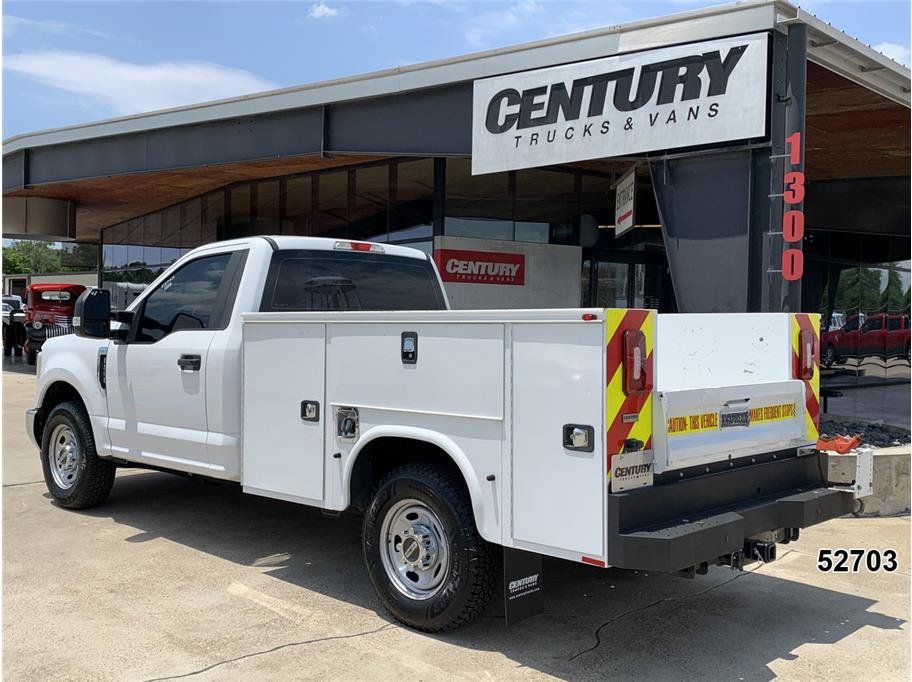 Used 2018 Ford F250 XL w/ Power Equipment Group RWD image 6