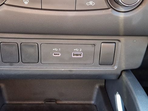Used 2024 Nissan Frontier SV AWD/4WD image 26