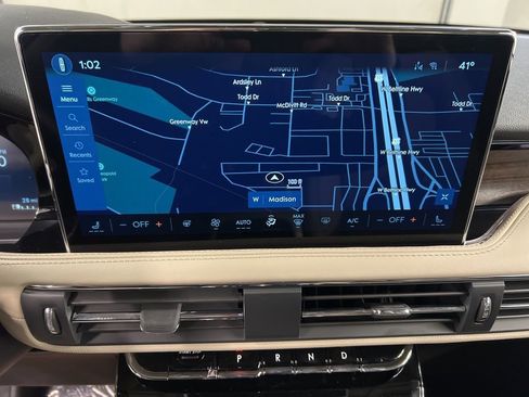 New 2026 Lincoln Corsair Reserve image 11