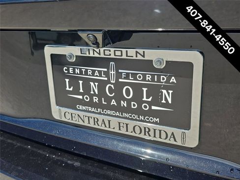 New 2026 Lincoln Navigator L Reserve AWD/4WD image 5