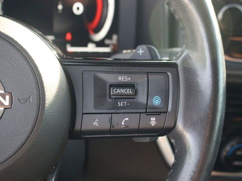 Used 2022 Nissan Rogue Platinum w/ Head-Up Display Package FWD image 20
