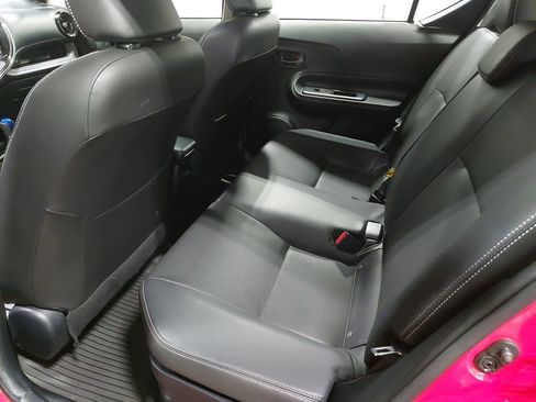 Used 2018 Toyota Prius C Four image 13