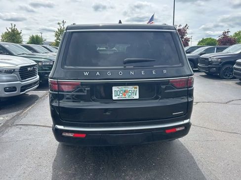 Used 2024 Jeep Wagoneer Series II AWD/4WD image 3