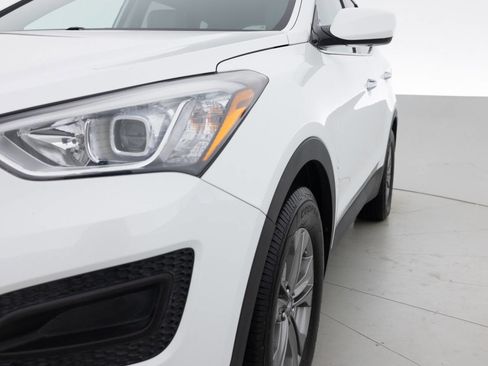 Used 2016 Hyundai Santa Fe Sport FWD image 12