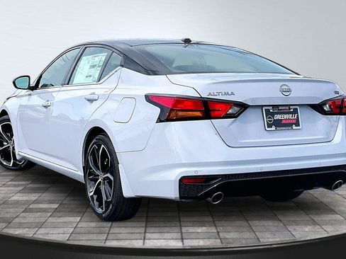 New 2026 Nissan Altima 2.5 SR FWD image 4