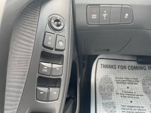 Used 2012 Hyundai Elantra GLS w/ Preferred Pkg 3 image 16