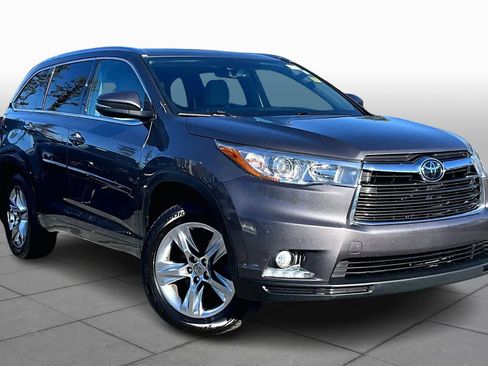Used 2015 Toyota Highlander Limited Platinum image 3