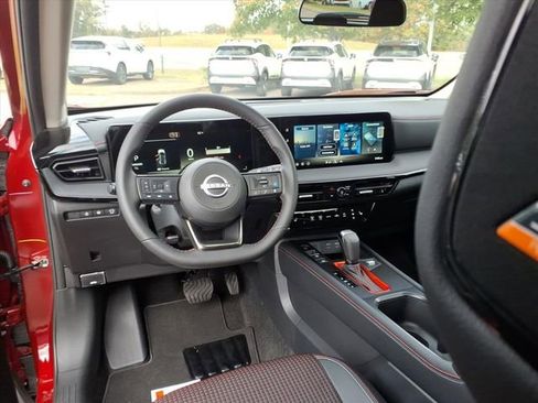 New 2026 Nissan Kicks SR w/ SR Premium Package image 9