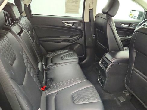 Used 2024 Ford Edge Titanium image 22