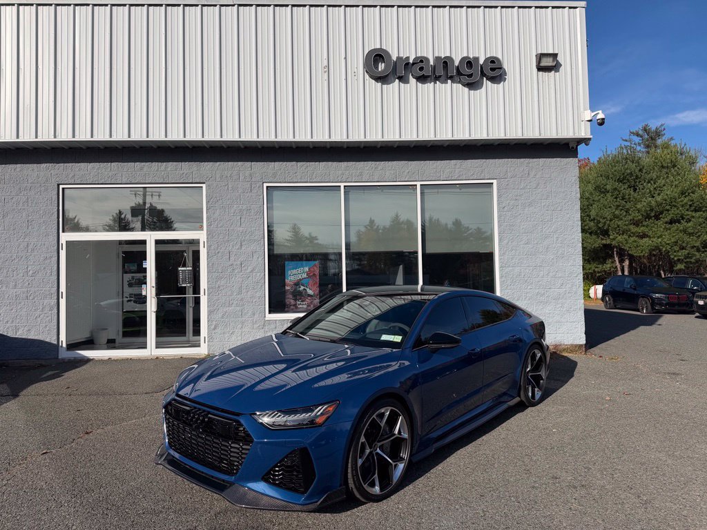 Used 2025 Audi RS 7 Performance w/ Black Optic Package AWD/4WD image 1