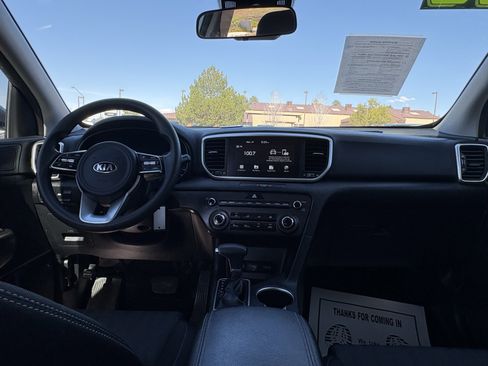 Used 2022 Kia Sportage LX image 20