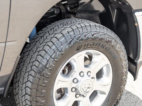 Used 2020 RAM 2500 Big Horn w/ Level 2 Equipment Group AWD/4WD image 12