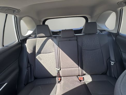 Used 2022 Toyota RAV4 XLE w/ Convenience Package image 14