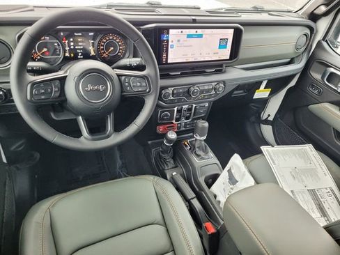 New 2026 Jeep Gladiator Mojave image 10