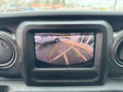 Used 2023 Jeep Wrangler Sport image 15