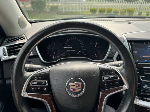 Used 2013 Cadillac SRX Luxury FWD image 24