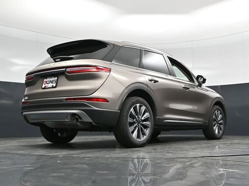 Used 2021 Lincoln Corsair Reserve AWD/4WD image 46