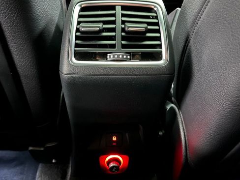 Used 2018 Audi Q3 2.0T Premium Plus w/ Premium Plus Package image 21