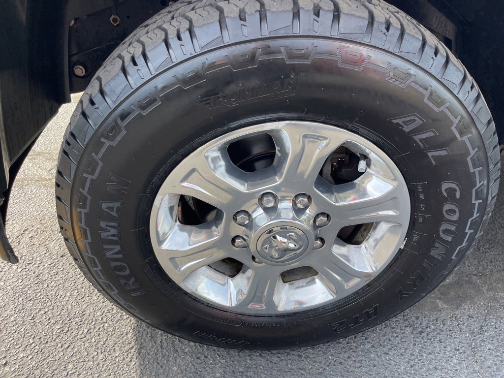 Used 2024 RAM 3500 Big Horn AWD/4WD image 26