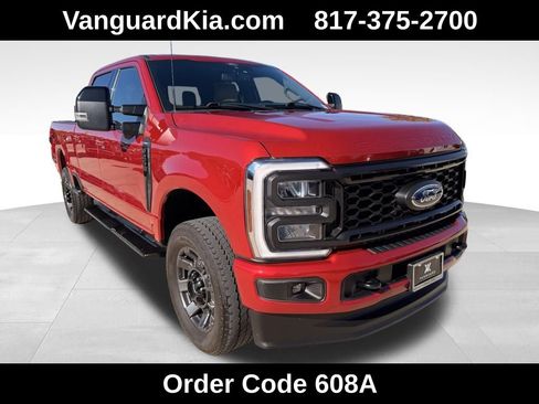 Used 2024 Ford F250 Lariat w/ Sport Appearance Package image 5