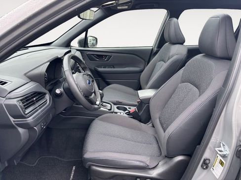Certified 2025 Subaru Forester Premium AWD/4WD image 9