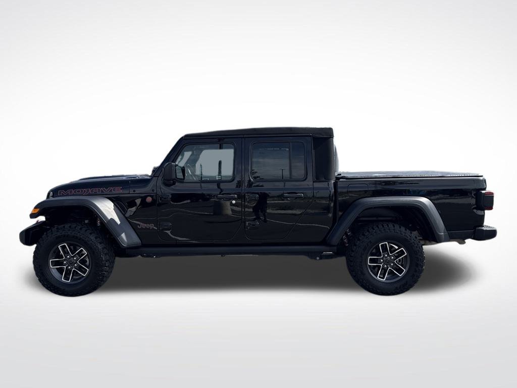 Used 2024 Jeep Gladiator Mojave w/ Technology Group AWD/4WD image 2