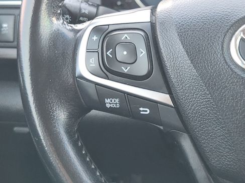 Used 2016 Toyota Camry XLE image 29