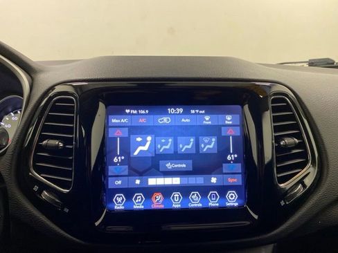 Used 2019 Jeep Compass Limited AWD/4WD image 11