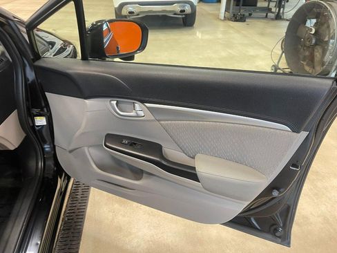 Used 2015 Honda Civic EX image 9