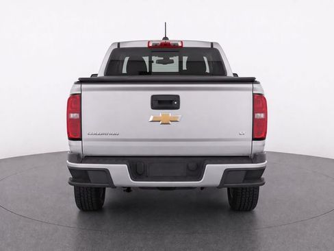 Used 2016 Chevrolet Colorado LT w/ LT Convenience Package RWD image 5