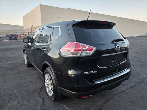 Used 2015 Nissan Rogue S image 6