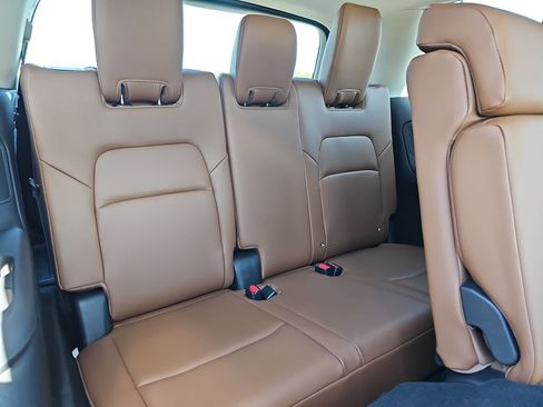 New 2026 Nissan Pathfinder Platinum w/ Cargo Package image 15