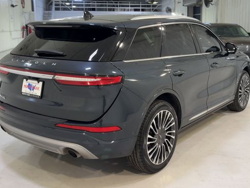 Used 2020 Lincoln Corsair Reserve w/ Equipment Group 201A image 9