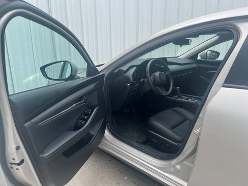 Certified 2026 MAZDA MAZDA3 2.5 S Sedan w/ Preferred Pkg FWD image 12