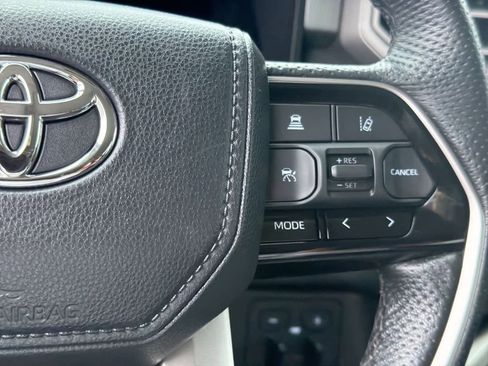 Used 2022 Toyota Tundra Limited image 27