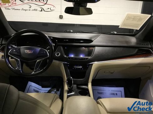Used 2019 Cadillac XT5 Luxury AWD/4WD image 29