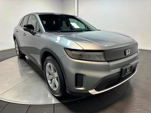 New 2026 Honda Prologue EX image 2