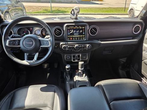 Used 2023 Jeep Wrangler Unlimited Sahara w/ Cold Weather Group AWD/4WD image 12