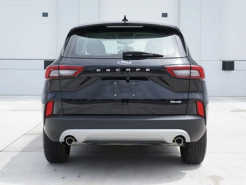 Used 2023 Ford Escape AWD image 11